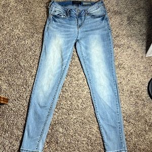 AÉROPOSTALE Jeans